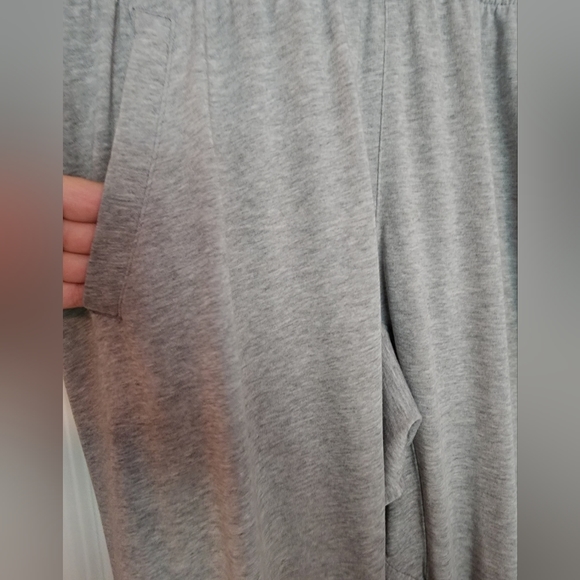 NIKE Dri-Fit Swoosh Cuffed Training Jogger Pants 2 Pockets AR4837-036 SZ Medium - Picture 4 of 6
